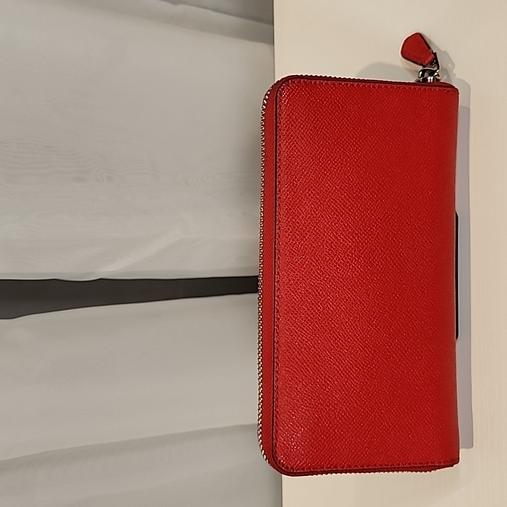 Coach Accordian Zip Wallet - Picture 6 of 9